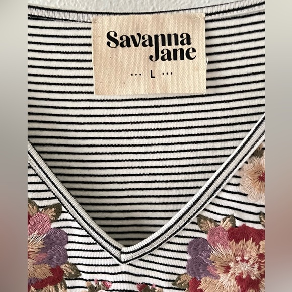 Savanna Jane Women Large White Stripe Floral Embroidered Long Sleeve Top Shirt - Picture 4 of 12